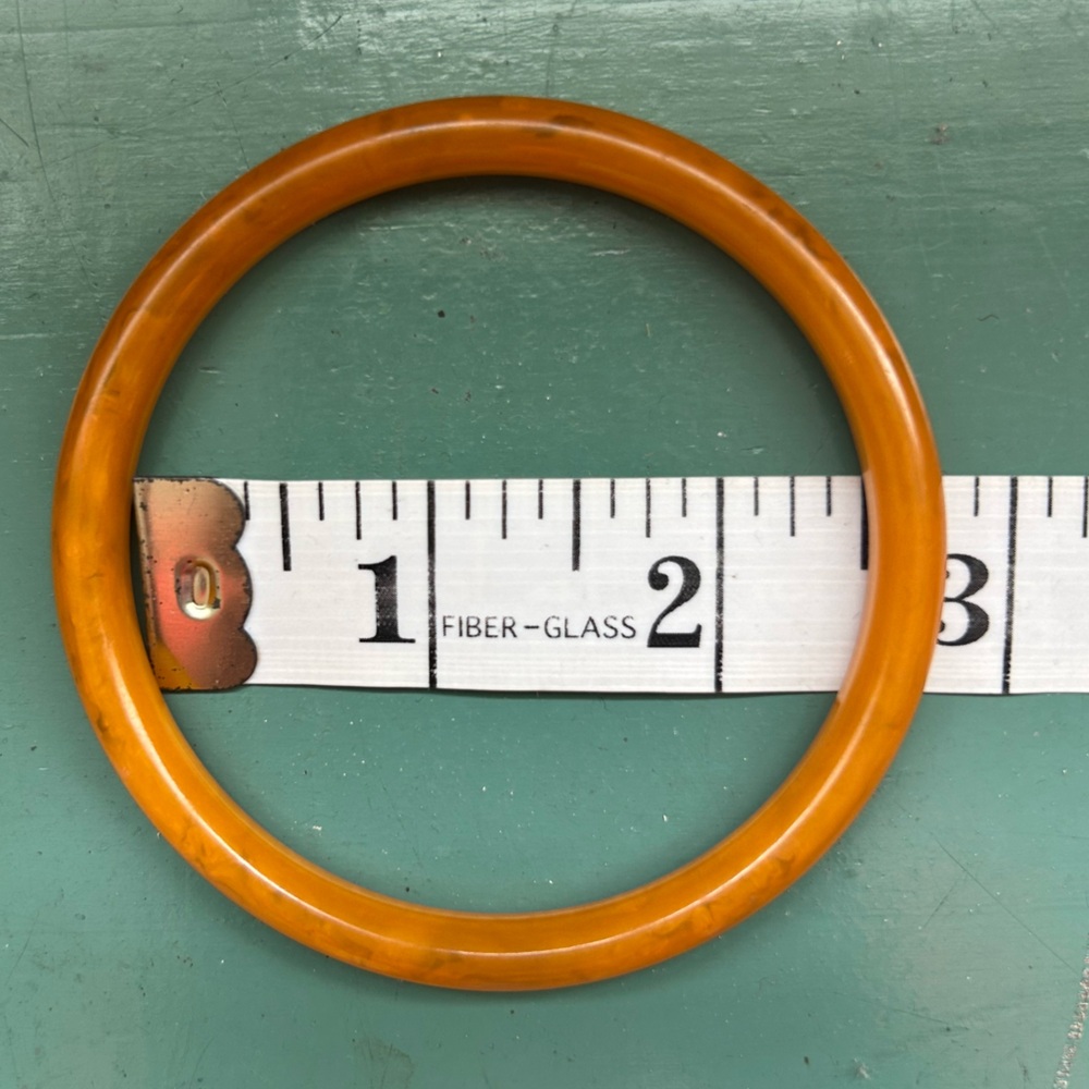 Mottled Butterscotch Bakelite Bangle - image 5